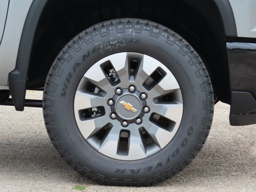 2026 Chevrolet Silverado 2500HD Custom
