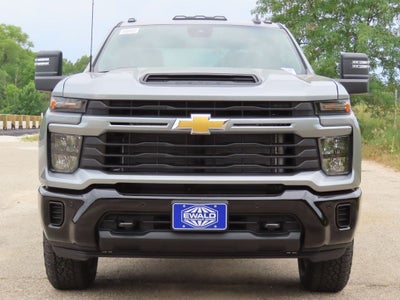 2026 Chevrolet Silverado 2500HD Custom
