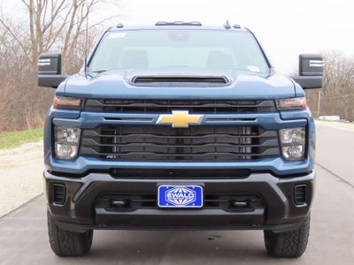 2026 Chevrolet Silverado 2500HD Custom