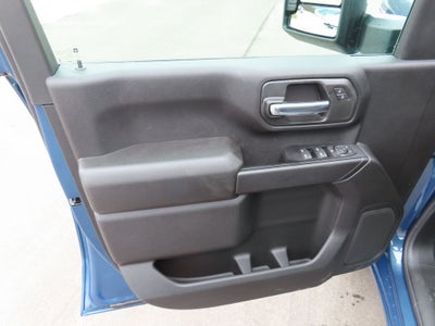 2026 Chevrolet Silverado 2500HD Custom