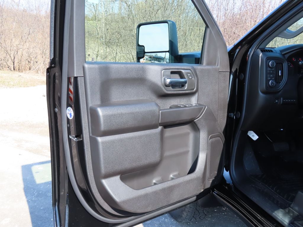 2026 Chevrolet Silverado 2500HD Custom