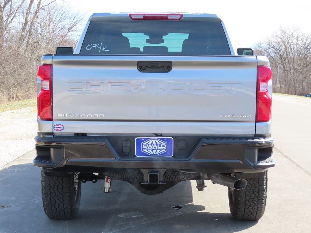 2026 Chevrolet Silverado 2500HD Custom