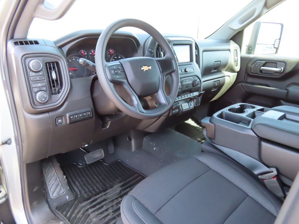 2026 Chevrolet Silverado 2500HD Custom