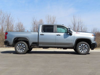2026 Chevrolet Silverado 2500HD Custom