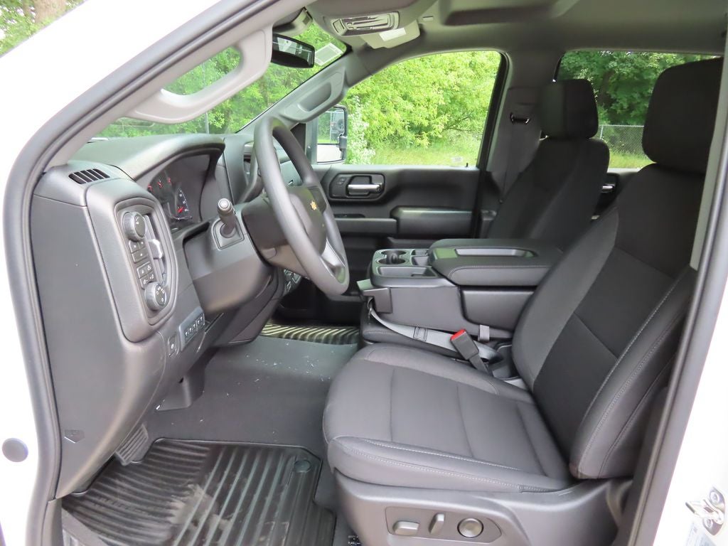 2026 Chevrolet Silverado 2500HD Custom