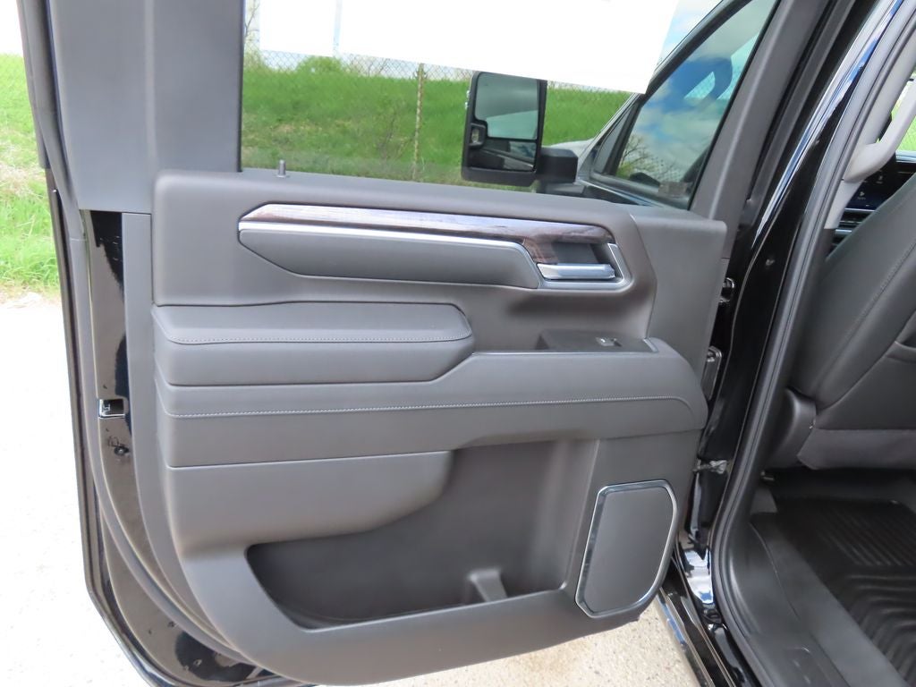 2026 Chevrolet Silverado 2500HD LTZ