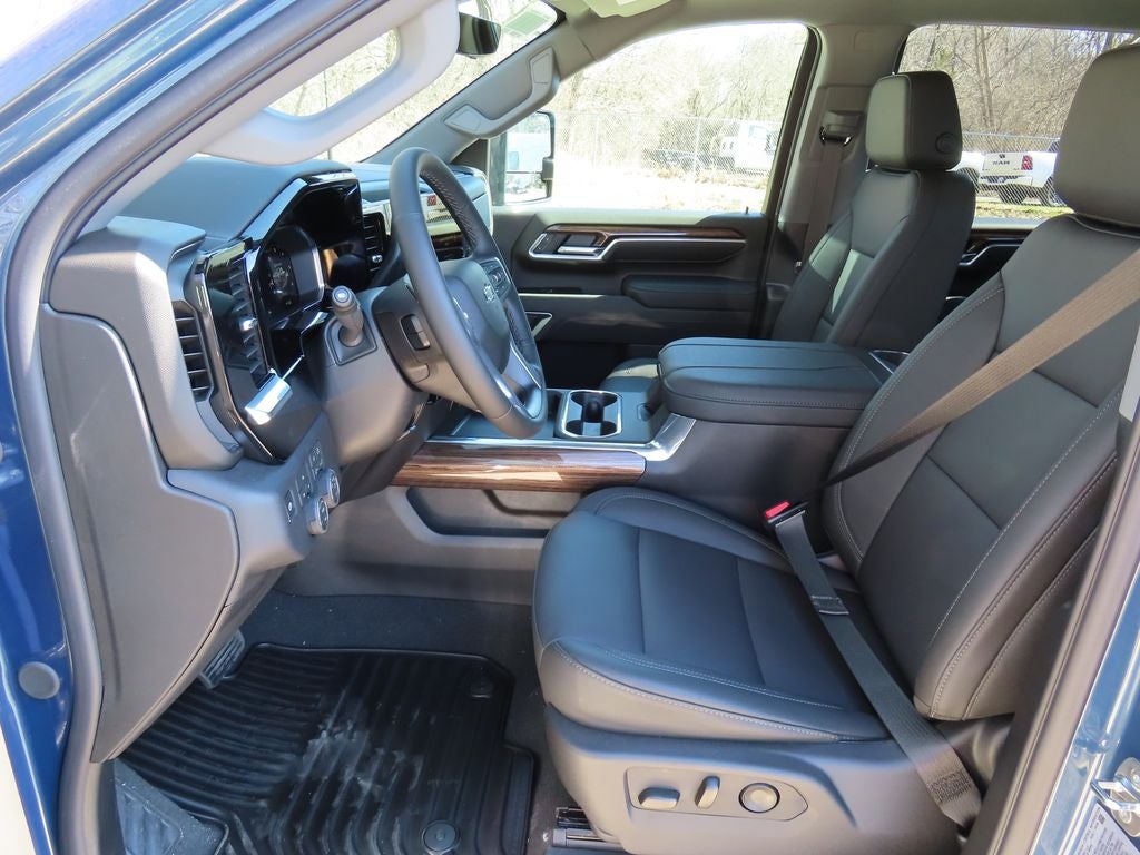 2026 Chevrolet Silverado 3500HD LT