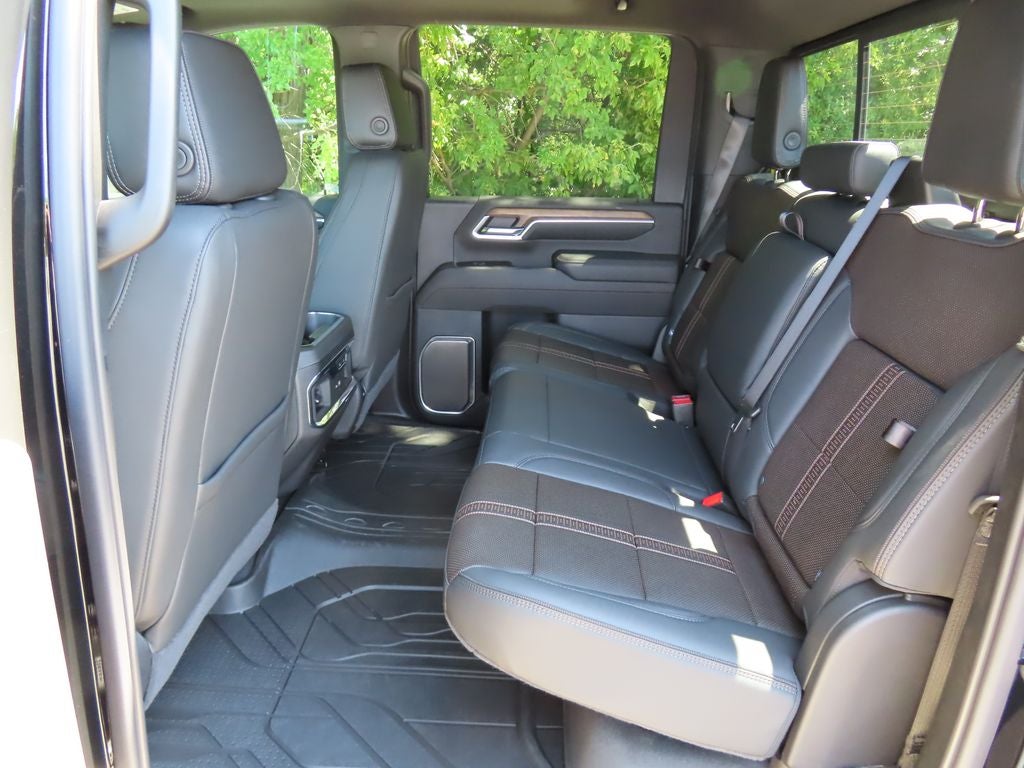 2026 Chevrolet Silverado 3500HD High Country