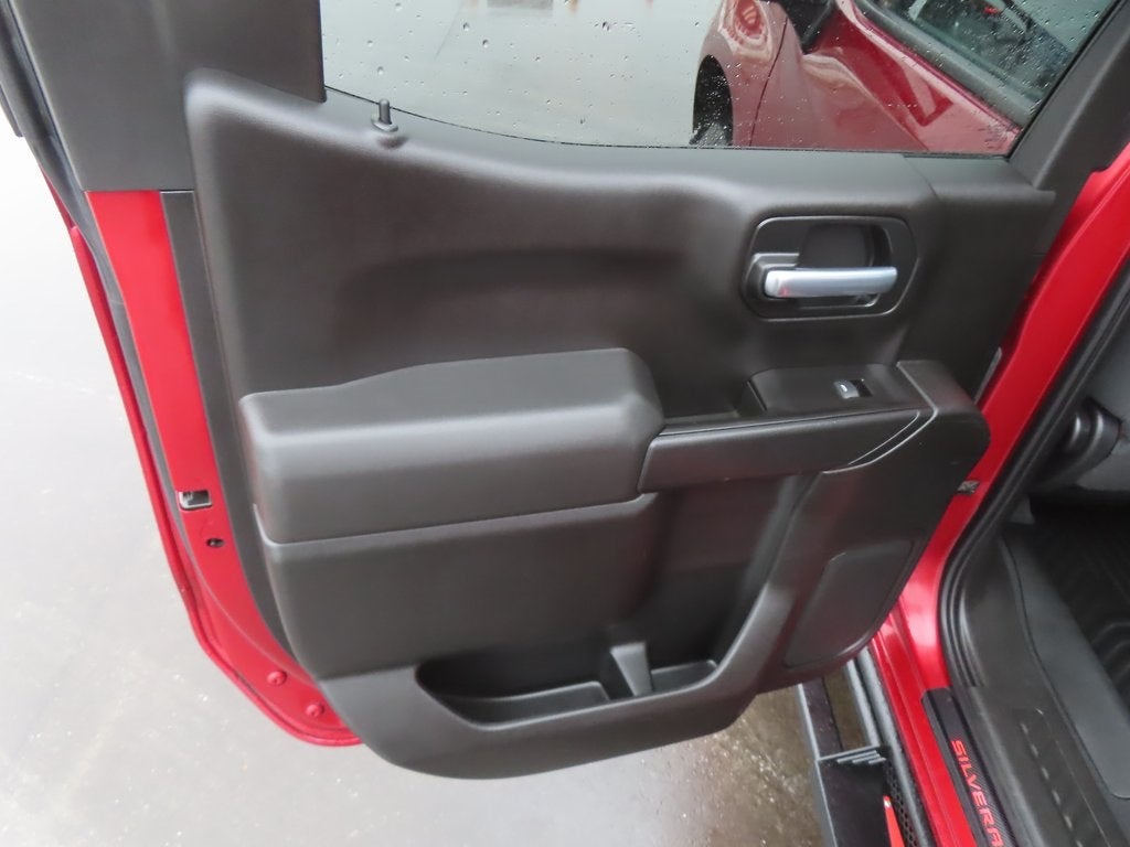 2021 Chevrolet Silverado 1500 Custom Trail Boss