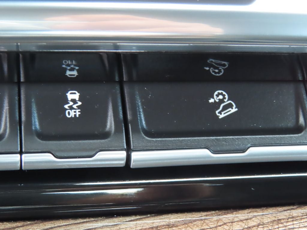 2024 Chevrolet Silverado 1500 LT LT1
