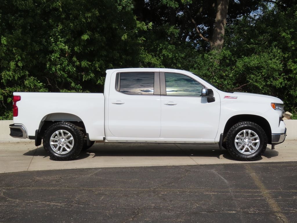 2024 Chevrolet Silverado 1500 LT LT1