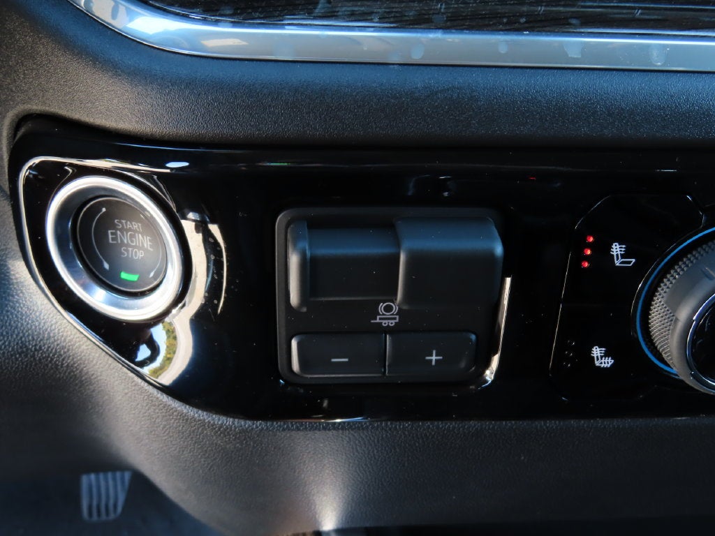 2026 Chevrolet Silverado 1500 LT LT1
