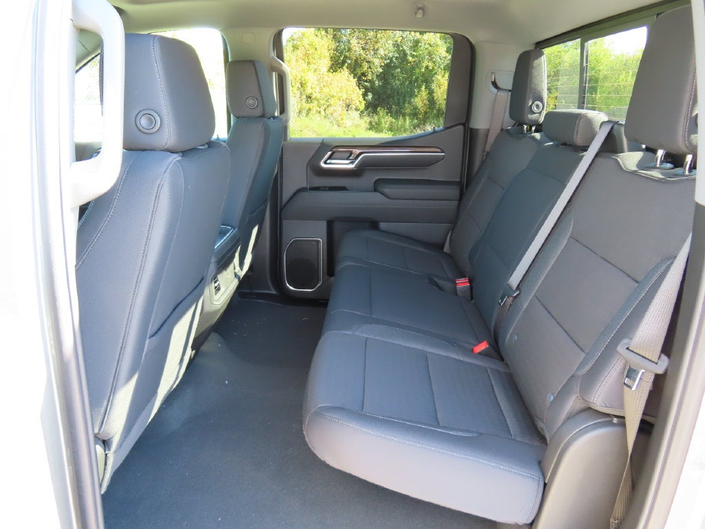 2026 Chevrolet Silverado 1500 LT LT1