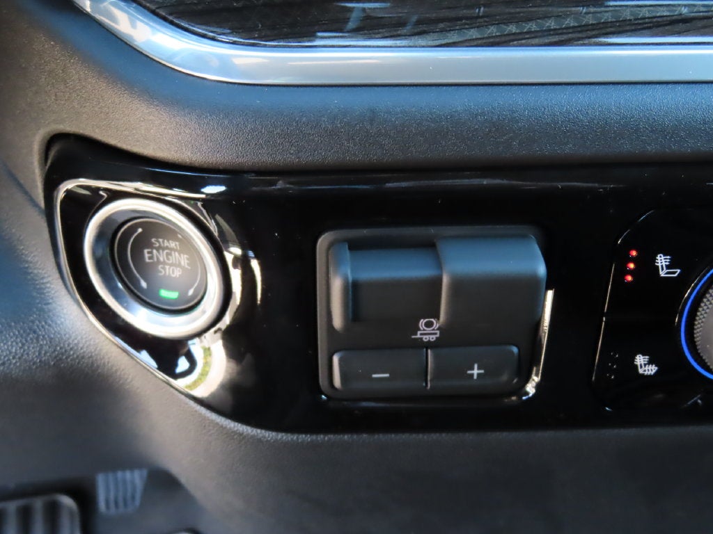 2026 Chevrolet Silverado 1500 LT LT1
