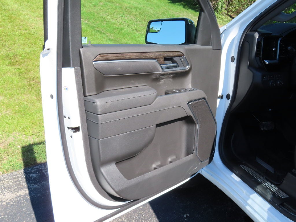 2026 Chevrolet Silverado 1500 LT LT1