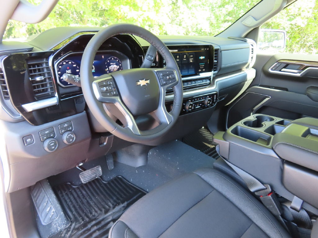 2026 Chevrolet Silverado 1500 LT LT1