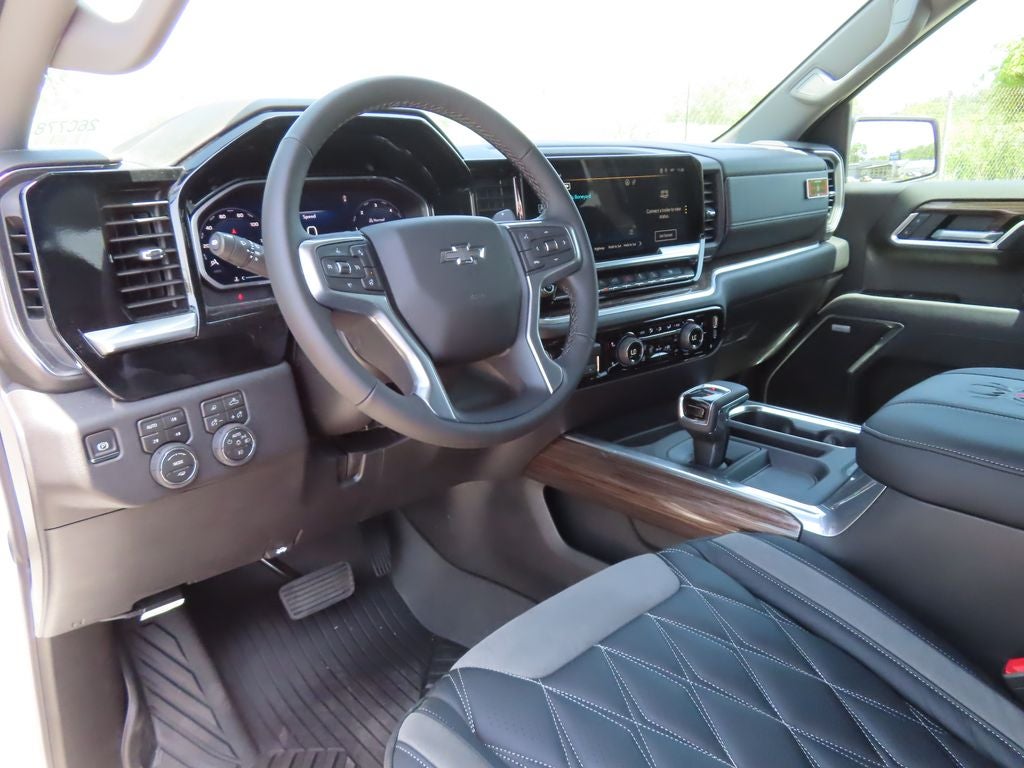 2026 Chevrolet Silverado 1500 RST Black Widow