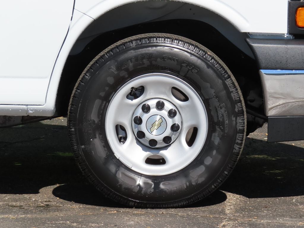 2026 Chevrolet Express 2500 Work Van Cargo