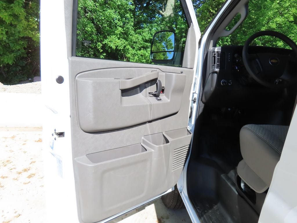 2026 Chevrolet Express 2500 Work Van Cargo