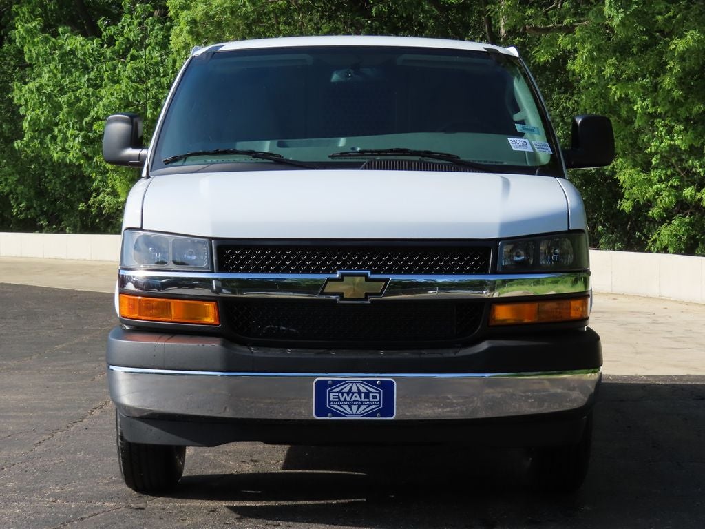 2026 Chevrolet Express 2500 Work Van Cargo