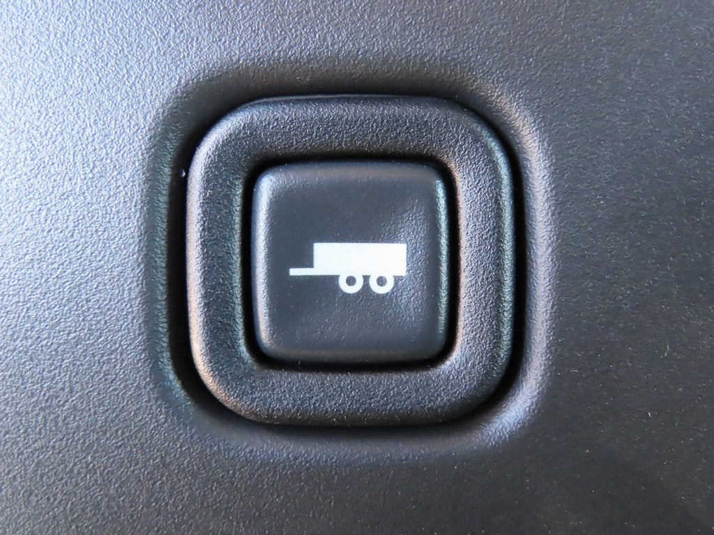 2025 Chevrolet Express 2500 Work Van Cargo