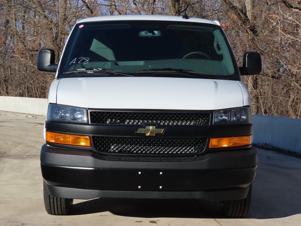 2025 Chevrolet Express 2500 Work Van Cargo