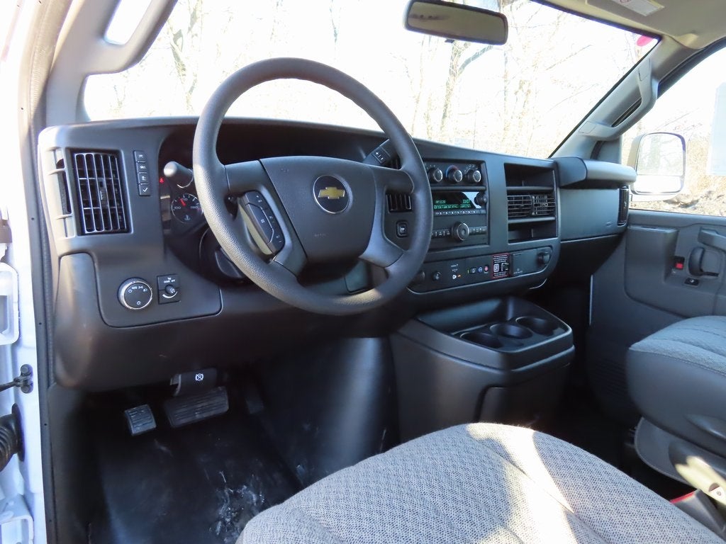 2025 Chevrolet Express 2500 Work Van Cargo