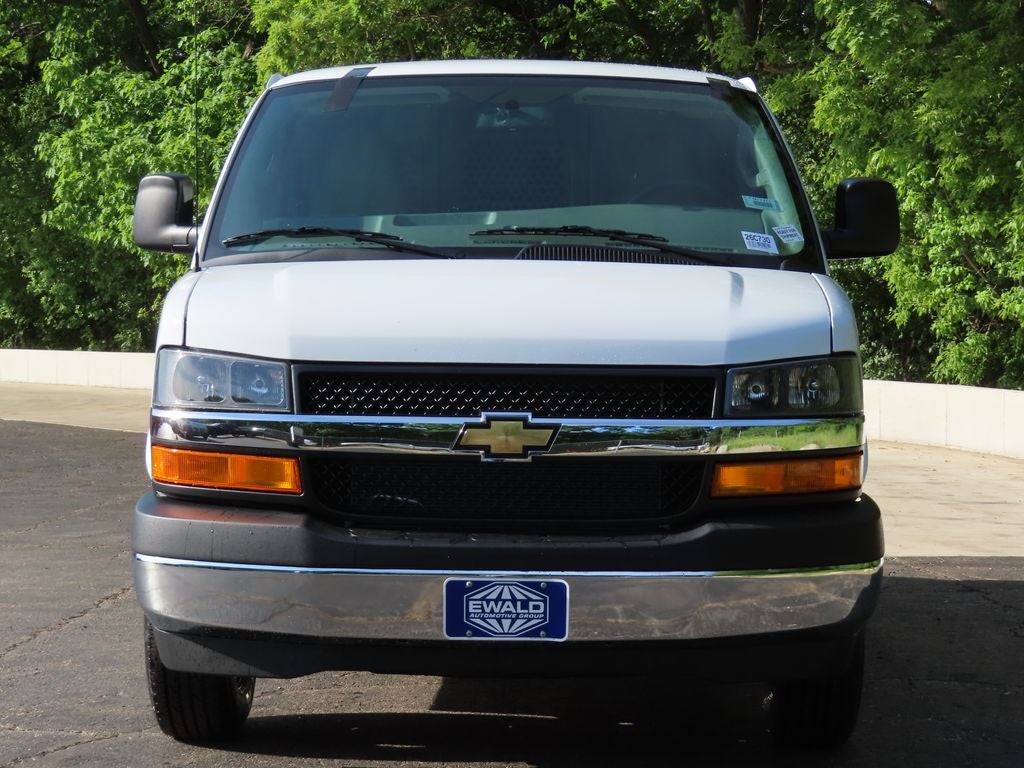 2026 Chevrolet Express 2500 Work Van Cargo