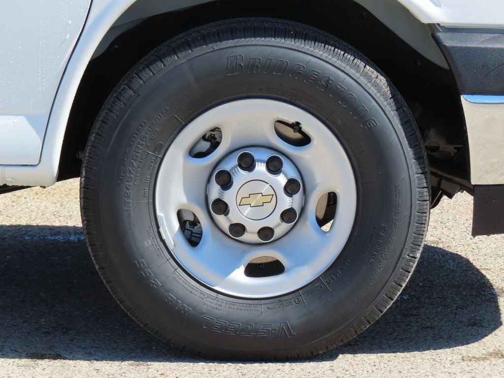 2026 Chevrolet Express 2500 Work Van Cargo