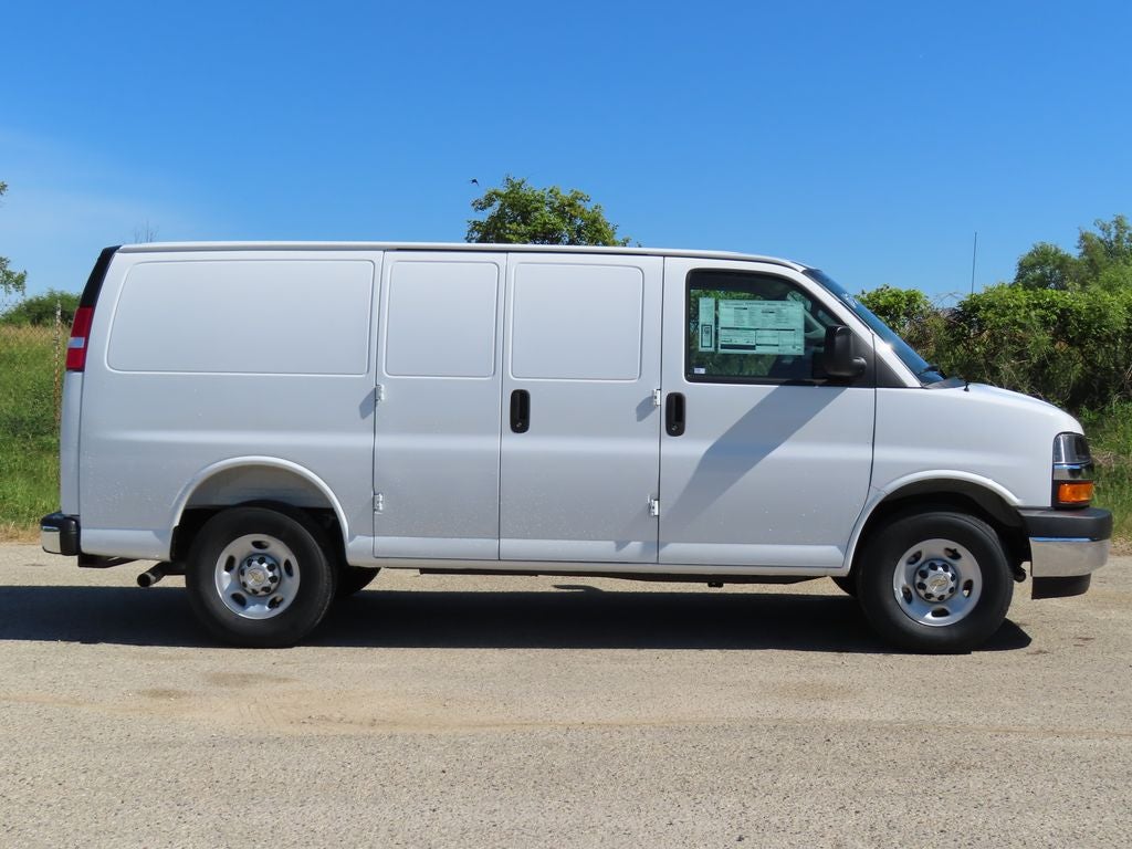 2026 Chevrolet Express 2500 Work Van Cargo