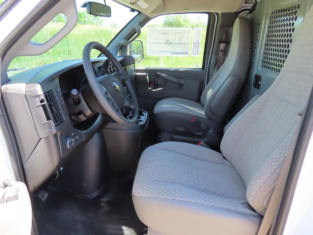 2026 Chevrolet Express 2500 Work Van Cargo