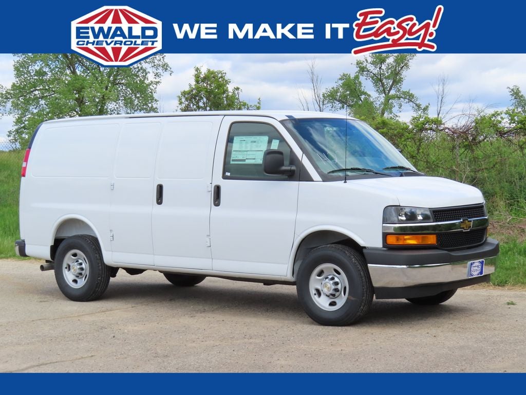 2026 Chevrolet Express 2500 Work Van Cargo