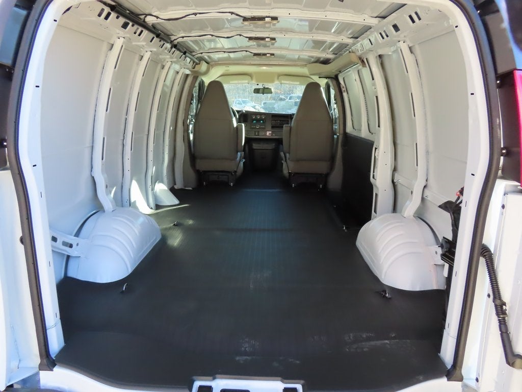 2025 Chevrolet Express 2500 Work Van Cargo