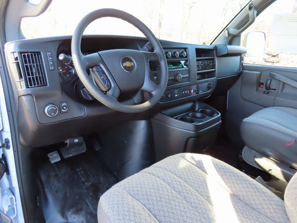 2025 Chevrolet Express 2500 Work Van Cargo