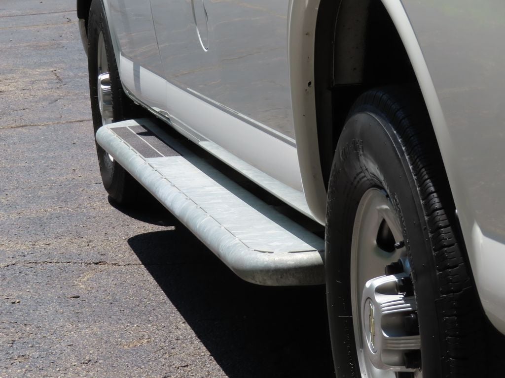 2024 Chevrolet Express 2500 Work Van Cargo