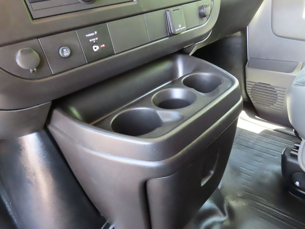 2024 Chevrolet Express 2500 Work Van Cargo