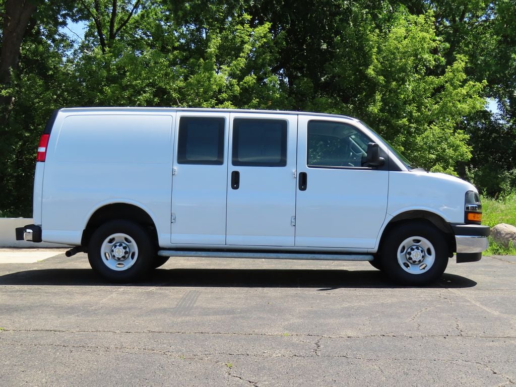 2024 Chevrolet Express 2500 Work Van Cargo