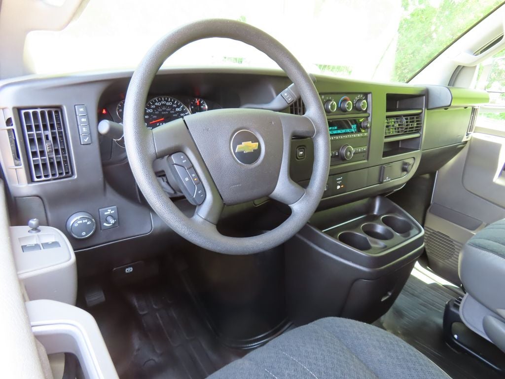 2024 Chevrolet Express 2500 Work Van Cargo
