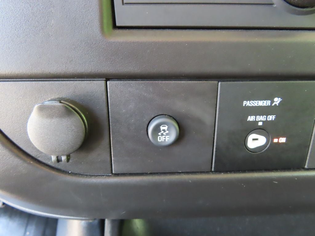 2024 Chevrolet Express 2500 Work Van Cargo