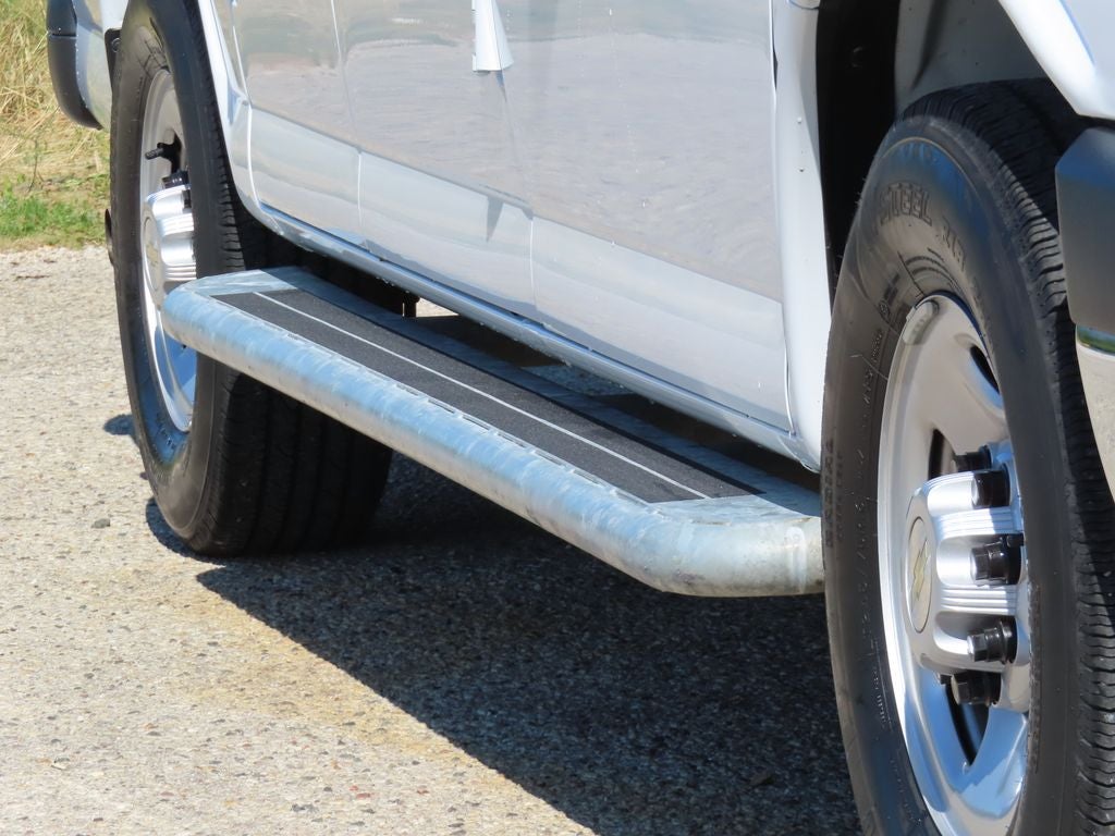 2025 Chevrolet Express 2500 Work Van Cargo