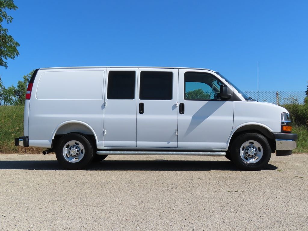 2025 Chevrolet Express 2500 Work Van Cargo
