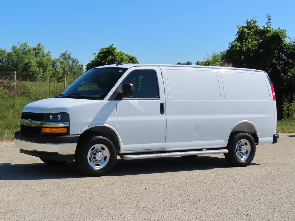 2025 Chevrolet Express 2500 Work Van Cargo