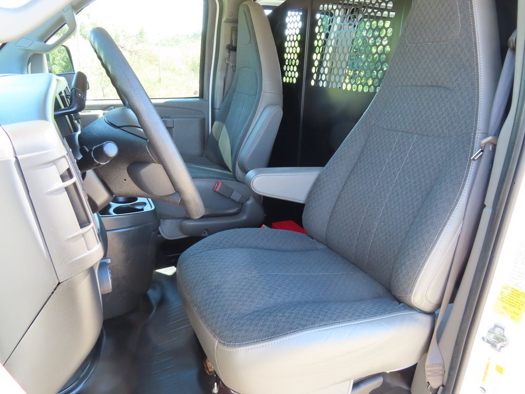 2025 Chevrolet Express 2500 Work Van Cargo