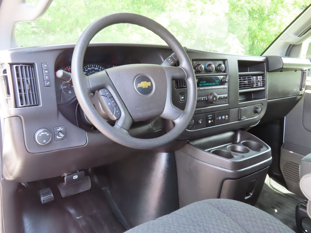 2025 Chevrolet Express 2500 Work Van Cargo