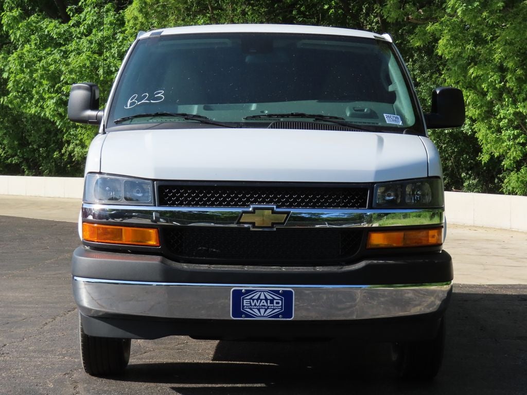2026 Chevrolet Express 3500 Work Van Cargo