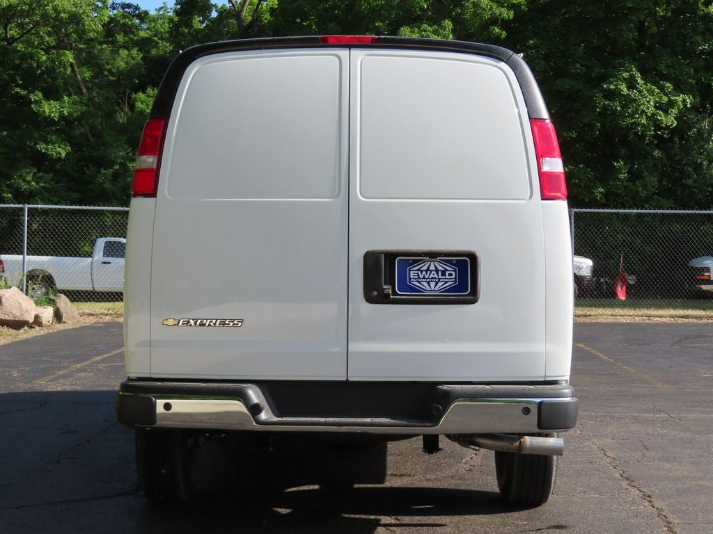 2026 Chevrolet Express 3500 Work Van Cargo