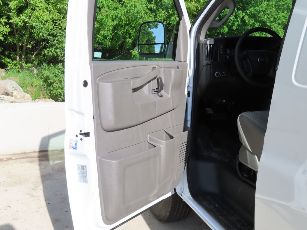2026 Chevrolet Express 3500 Work Van Cargo
