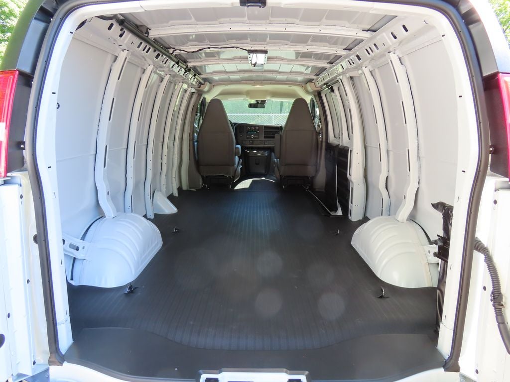 2026 Chevrolet Express 3500 Work Van Cargo