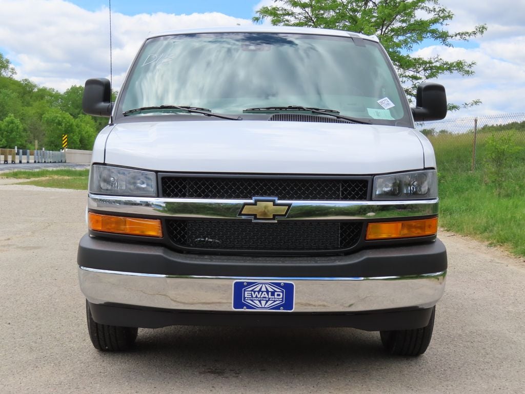 2026 Chevrolet Express 3500 Work Van Cargo