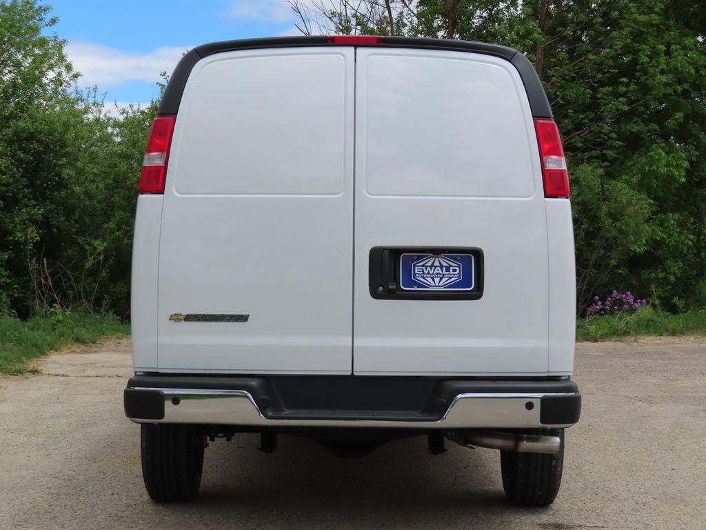 2026 Chevrolet Express 3500 Work Van Cargo